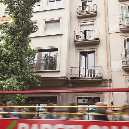 Plaza Catalunya Apartment *